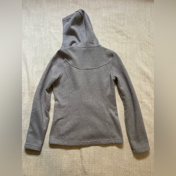 The North Face full zip sweater - Picture 2 of 4